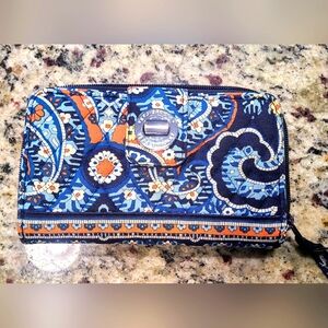 Vera Bradley Marrakesh Zip Around Bifold Wallet